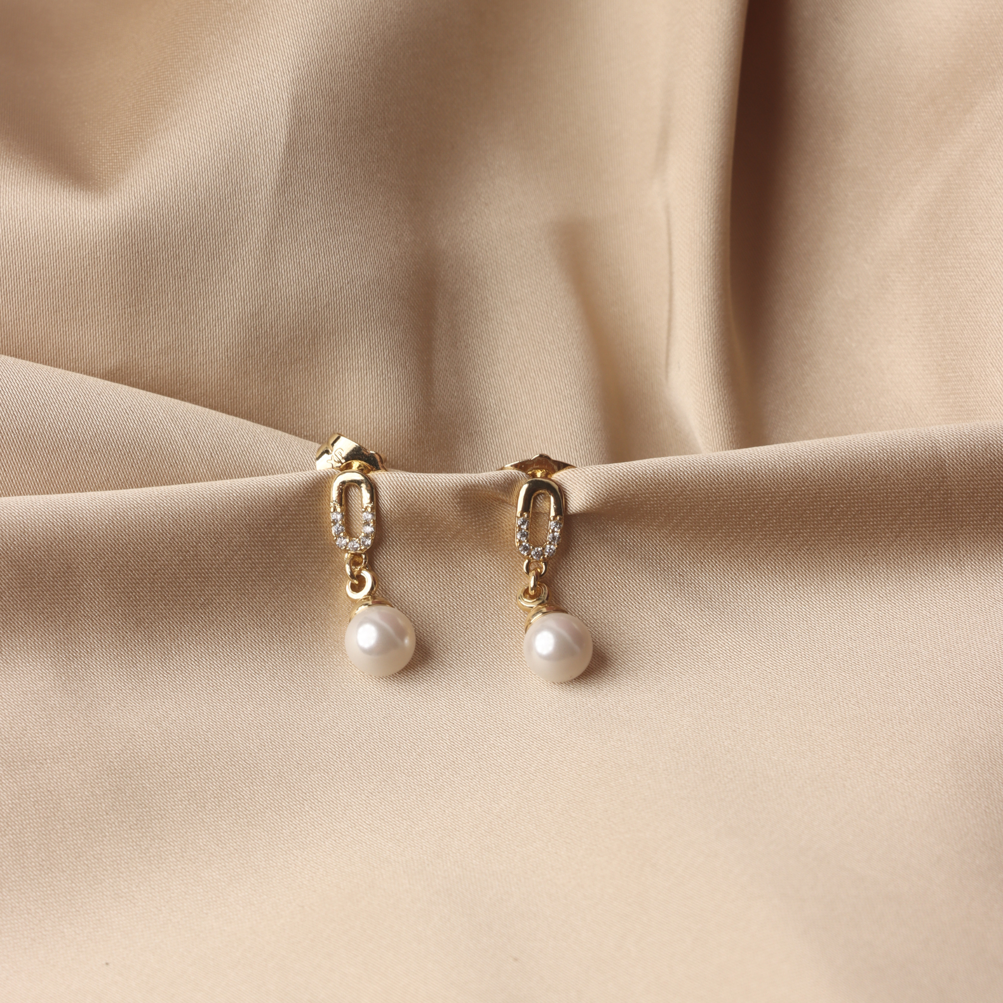 Pearl Droplet Studs