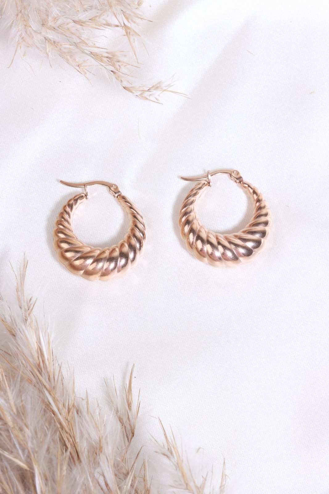 Rippled Hoops