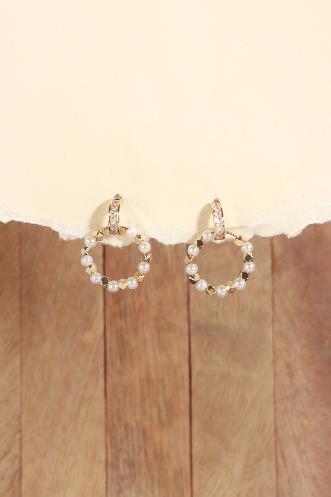 Pearl Tide Hoop Stud