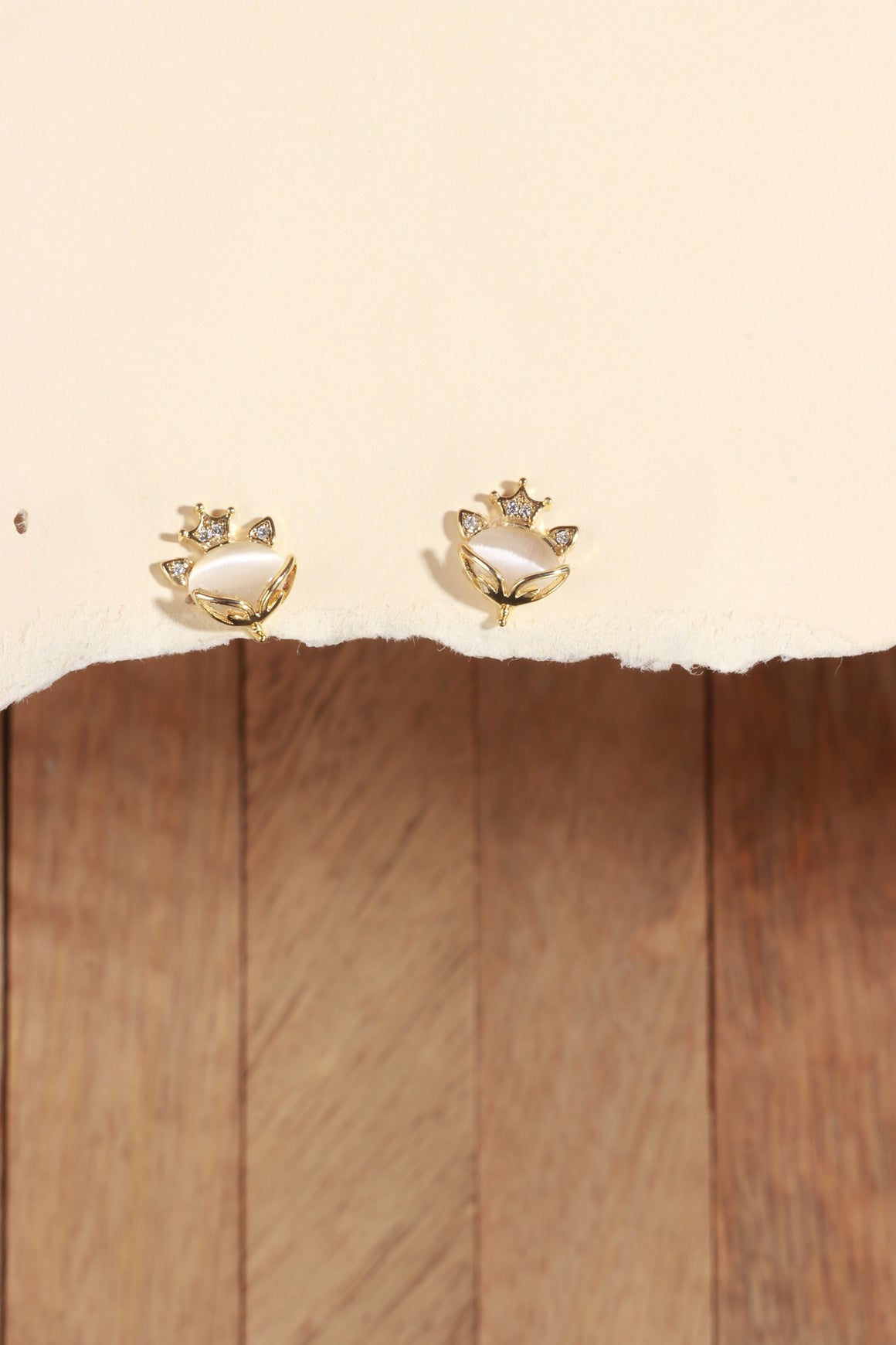 Crown Moon Stud
