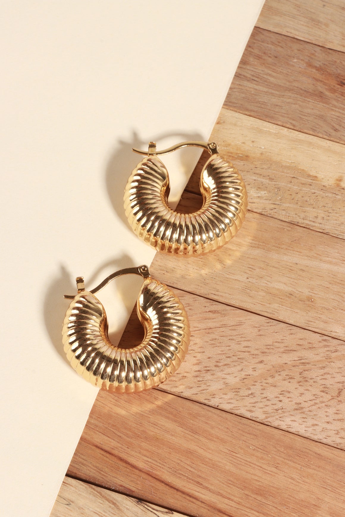 Chunky Rippled Hoops